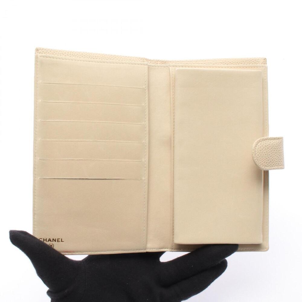 CHANEL Authentic White Caviar Leather Logo Wallet - Picture 3 of 9
